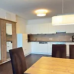 Апартаменти A Casa Saphir Appartement-hotel Зельден