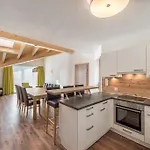 A Casa Saphir Appartement-hotel Lägenhet