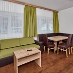 A Casa Saphir Appartement-hotel Апартаменти