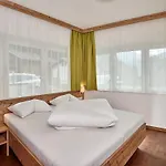 A Casa Saphir Appartement-hotel アパート *