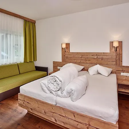 Апартаменти A Casa Saphir Appartement-hotel